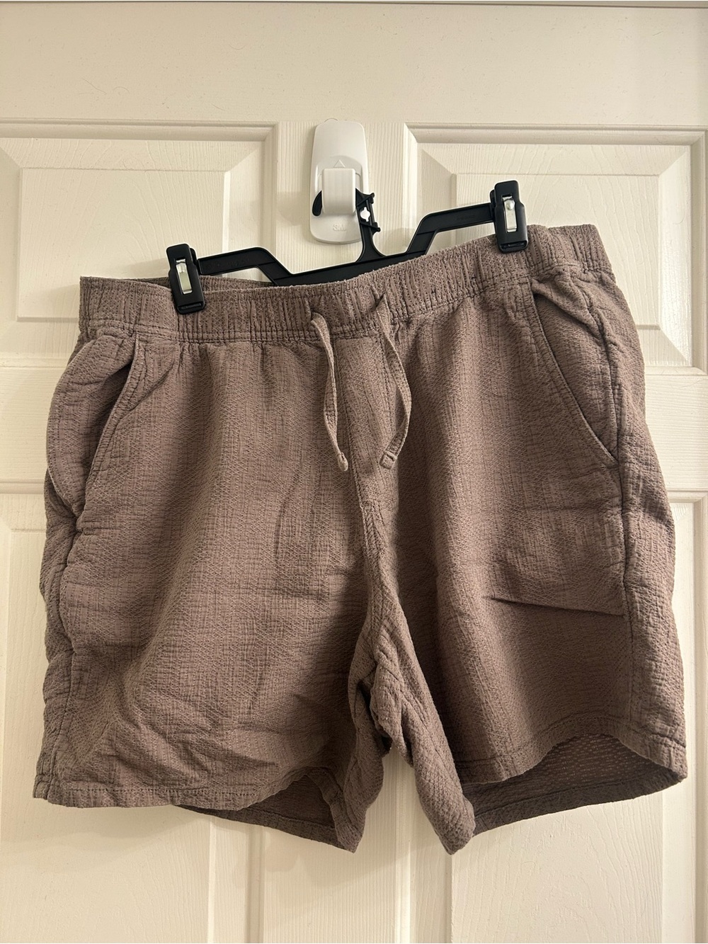 Hollister Men's Drawstring Shorts - Taupe